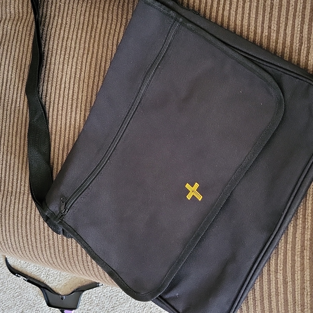 Great book or computer bag....never been used....